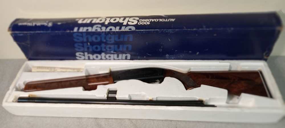 Smith & Wesson 1000S Skeet Semi Auto shotgun, 12g, 25" Barrel, Box-img-0