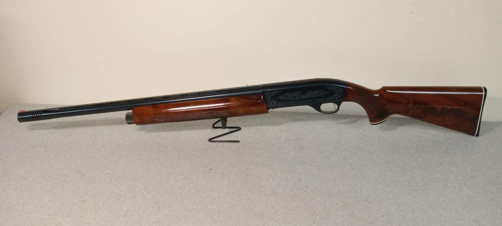 Smith & Wesson 1000S Skeet Semi Auto shotgun, 12g, 25" Barrel, Box-img-1