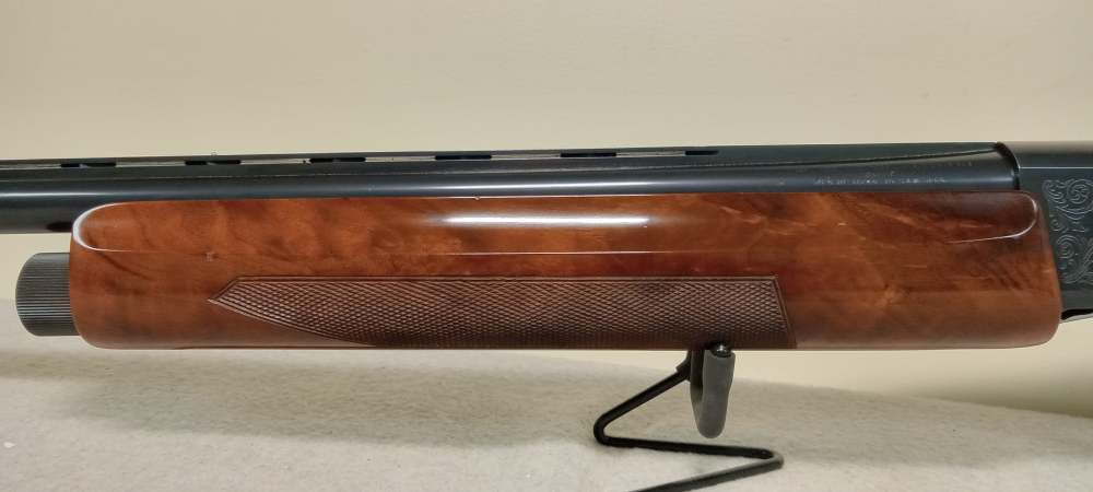 Smith & Wesson 1000S Skeet Semi Auto shotgun, 12g, 25" Barrel, Box-img-14