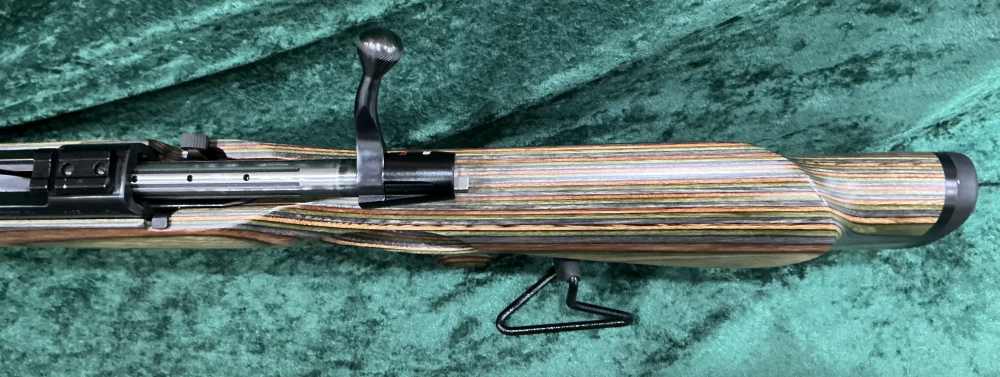 Weatherby vanguard 243 win laminate stock-img-10