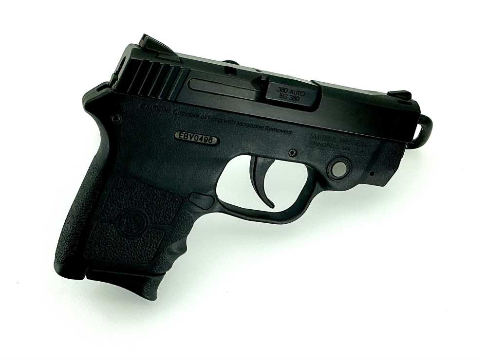 Smith & Wesson Bodyguard 380 w/ Insight laser + 2 mags-img-3