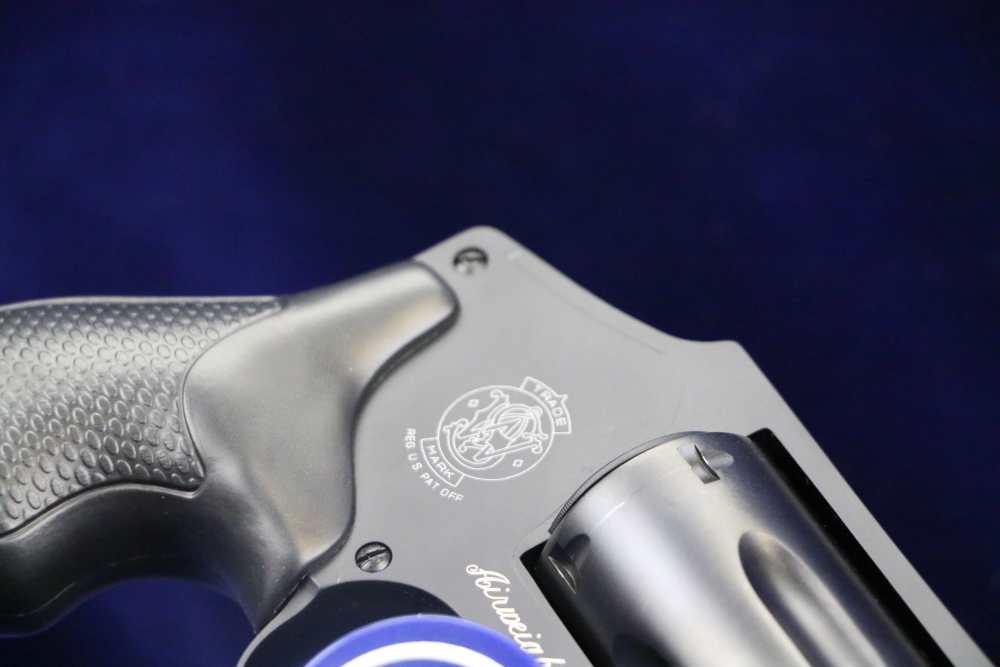 Smith and Wesson 442 Airweight "Liberty" .38 SPL 1.875", 5 Shot, *LIKE NEW*-img-10