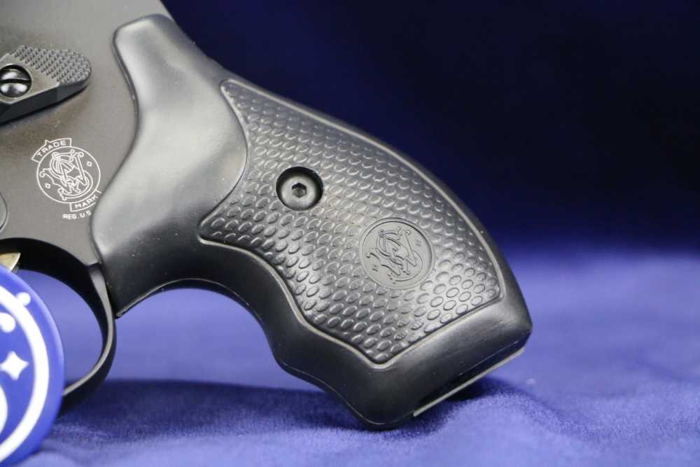 Smith and Wesson 442 Airweight "Liberty" .38 SPL 1.875", 5 Shot, *LIKE NEW*-img-6