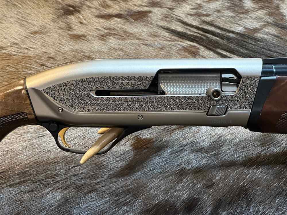 BROWNING MAXUS II ULTIMATE 3" 12GA 28" ENGRAVED, GREAT WOOD-img-3