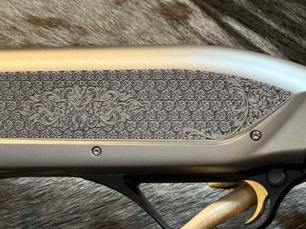 BROWNING MAXUS II ULTIMATE 3" 12GA 28" ENGRAVED, GREAT WOOD-img-16