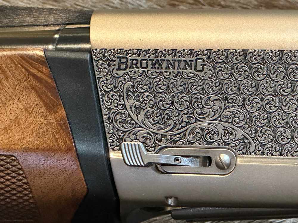 BROWNING MAXUS II ULTIMATE 3" 12GA 28" ENGRAVED, GREAT WOOD-img-15