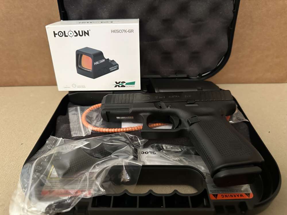 Glock G19 MOS with Holosun green dot HE507K-GR-img-1