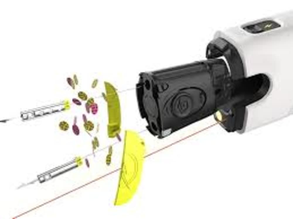 TASER Bolt 2 White Axon Protect App 15-foot Range-img-1