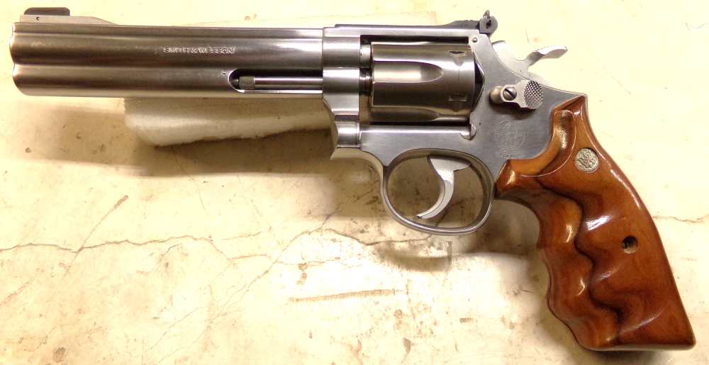 Used Smith & Wesson model 617 Revolver in 22LR with a 6 inch barrel-img-0