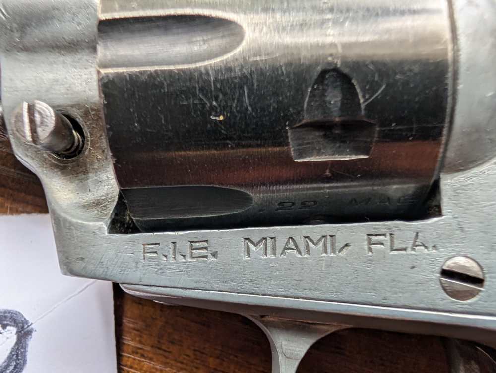FIE E15 22LR REVOLVER -img-2