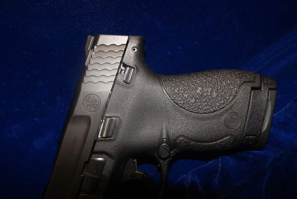 SMITH & WESSON 9 SHIELD 9MM PISTOL-img-6