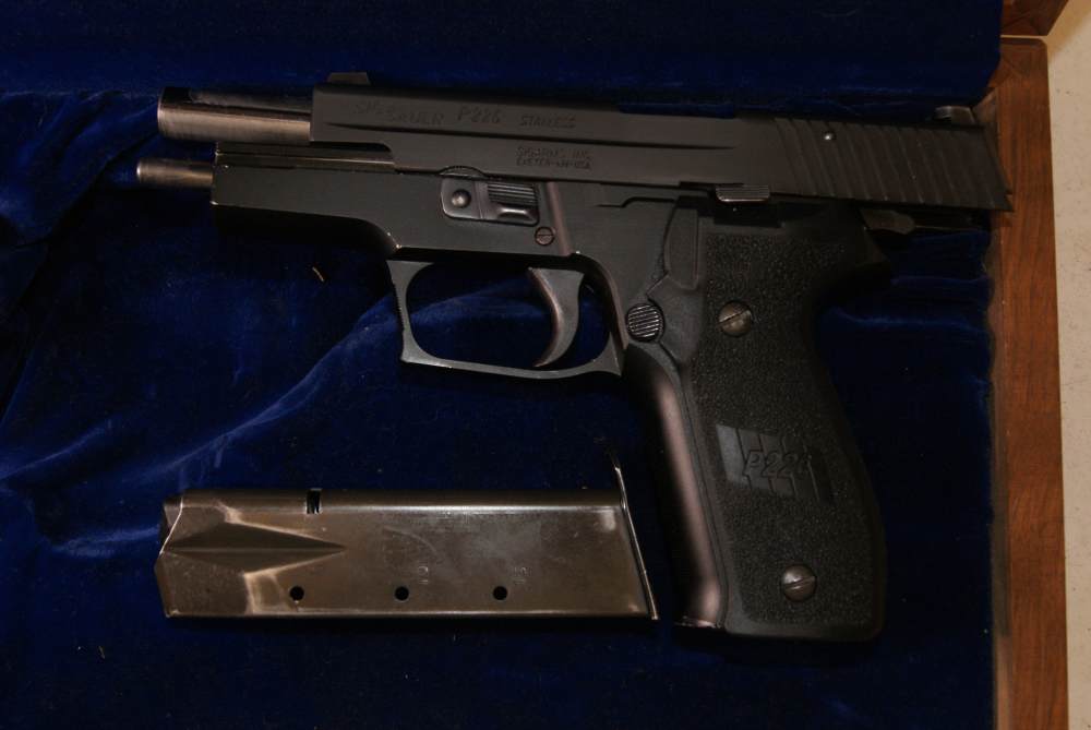 SIG SAUER P226 9MM PARABELLUM STAINLESS -img-17
