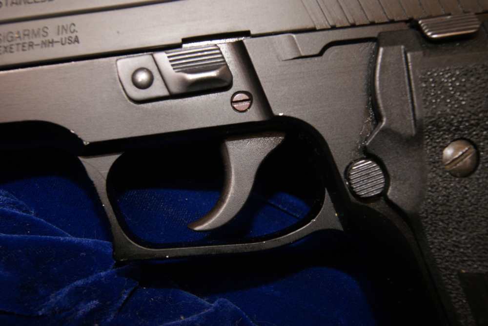 SIG SAUER P226 9MM PARABELLUM STAINLESS -img-3