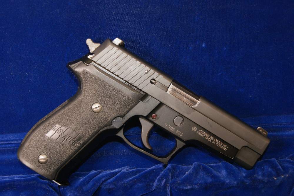 SIG SAUER P226 9MM PARABELLUM STAINLESS -img-4