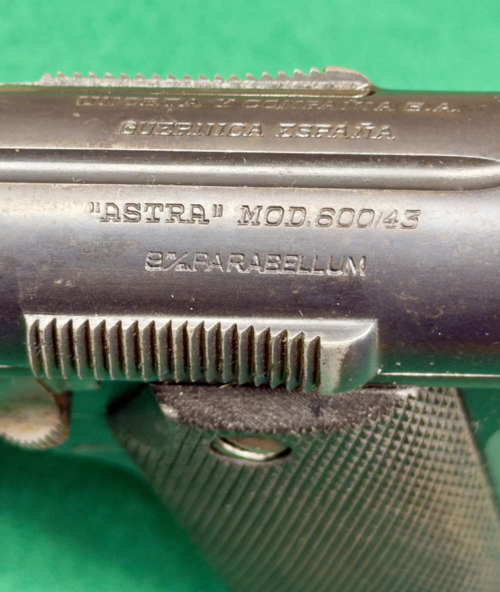 Astra Model 600/43 9mm Parabellum – Matching Numbers - Original Magazine-img-5