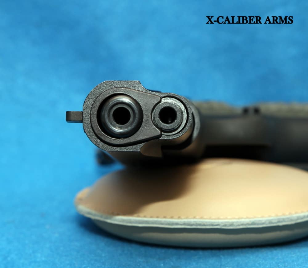 Sig Sauer, 1911-22 German Mfg. Excellent Condition, w/Extras-img-9