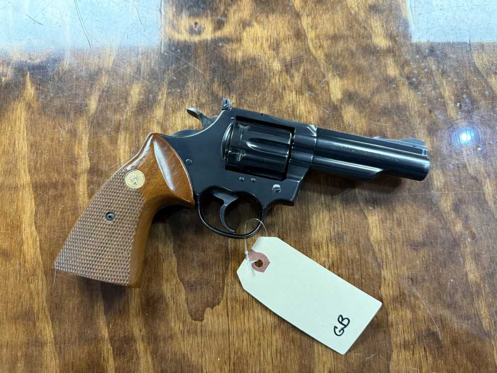 1977 Colt Trooper Mark III .357 4” revolver Blued finish -img-10