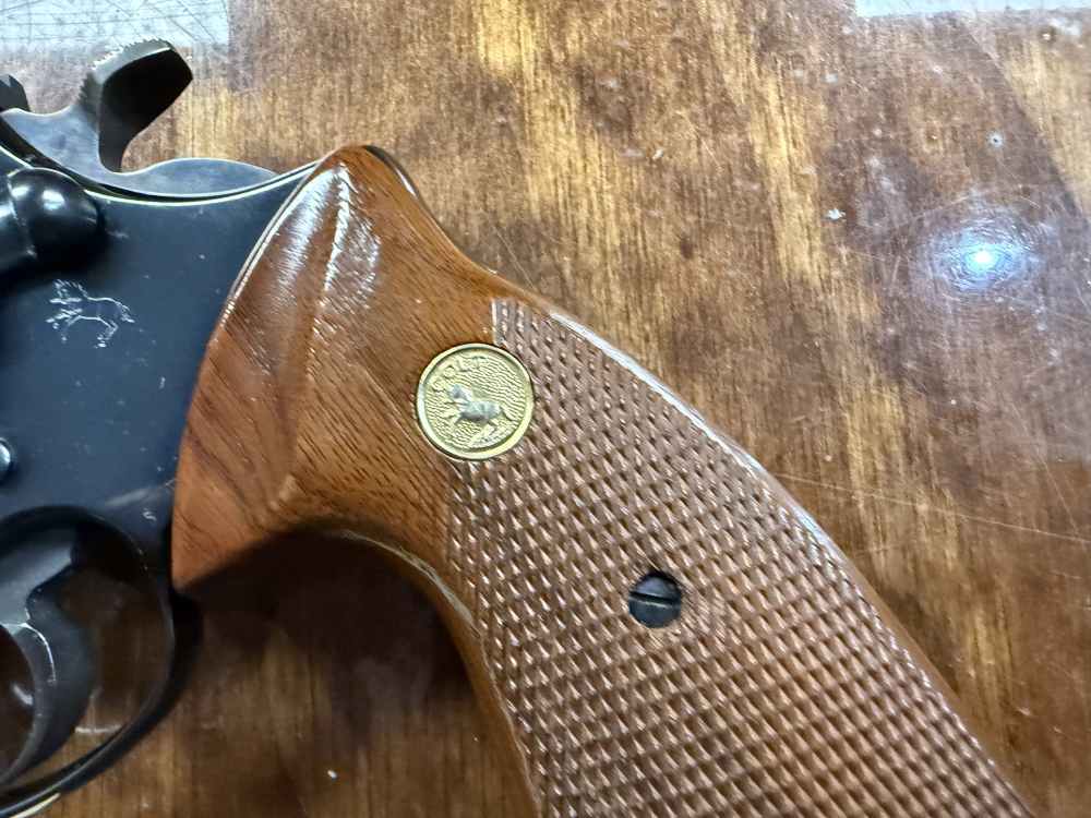 1977 Colt Trooper Mark III .357 4” revolver Blued finish -img-2