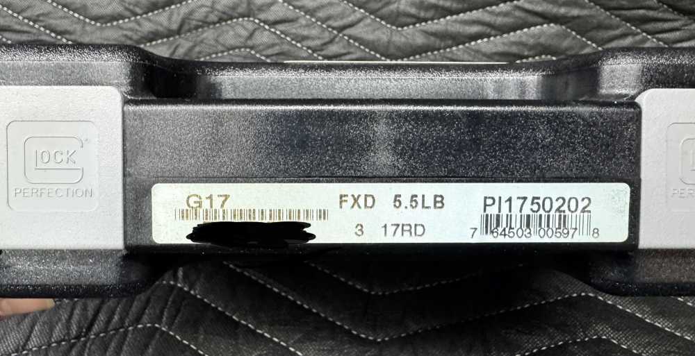 Glock 17 Gen 3, Factory New, 9mm, X3 17 Round Magazines, NO CA Sales-img-2