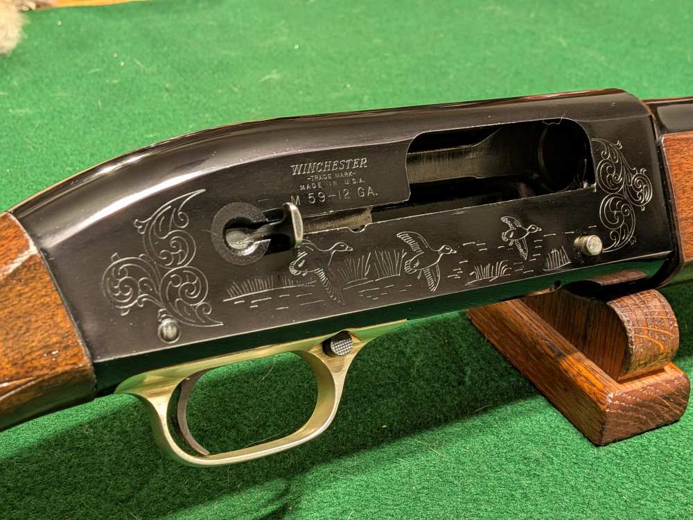 Winchester Model 59 "Win-Lite" 12-Gauge Semi-Auto Shotgun (Mfg. 1962)-img-7