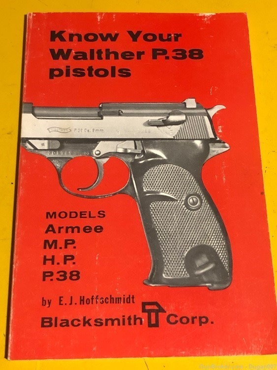 Walther P.38 pistol softcover book walther Armes M.P H.P. p38-img-0