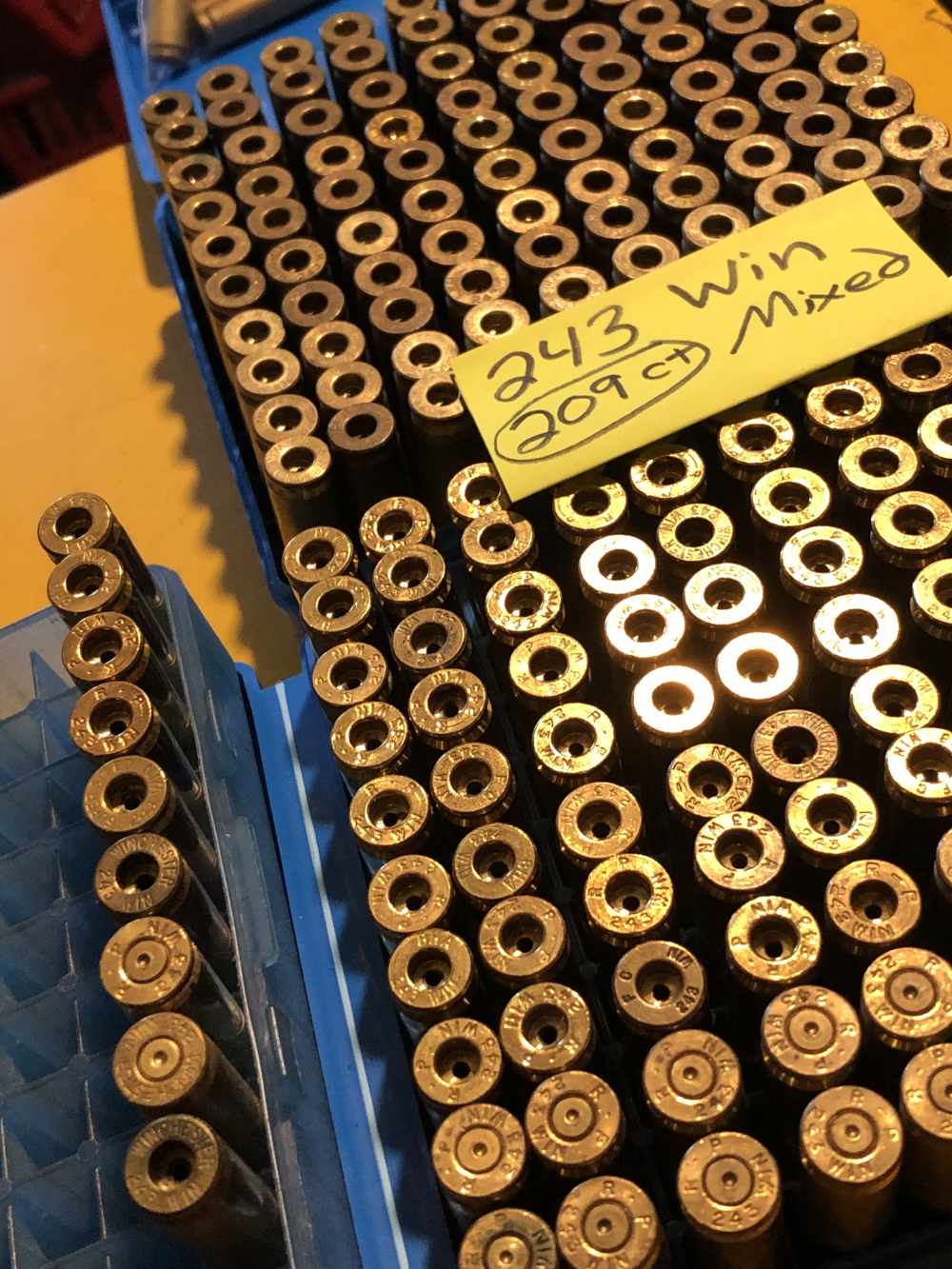 243 Winchester fired brass casings 209 count all brass mixed headstamped -img-1