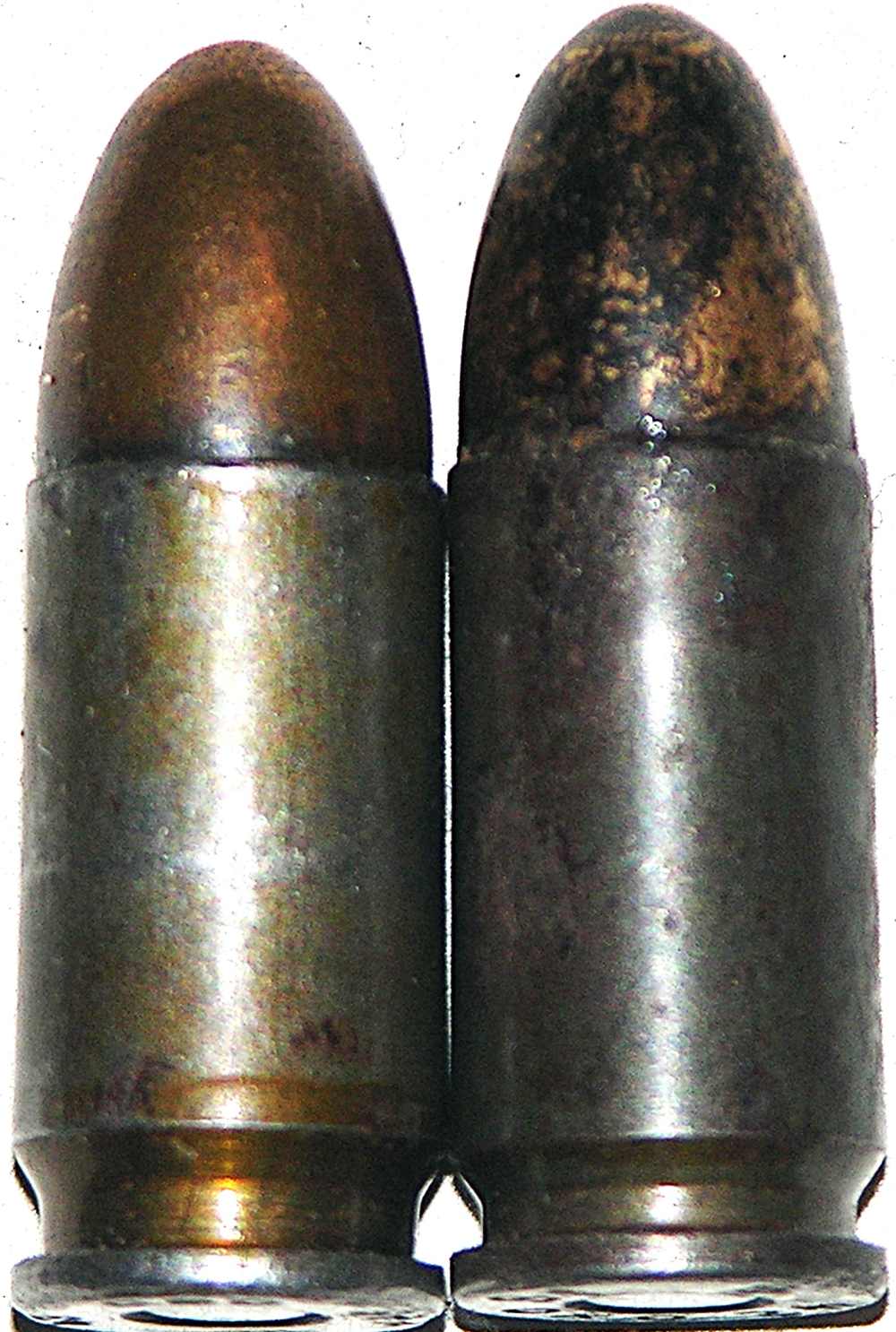 German WWII 9mm Luger Steel Case Sintered Iron Bullet Vintage Headstamps-img-1