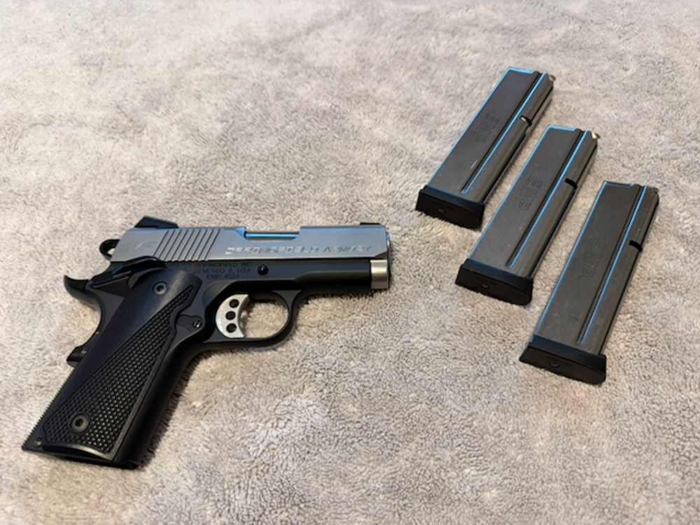 Springfield Armory 9mm EMP 1911 3" w/ Case, 3 Mags, Holsters & Grips.-img-1