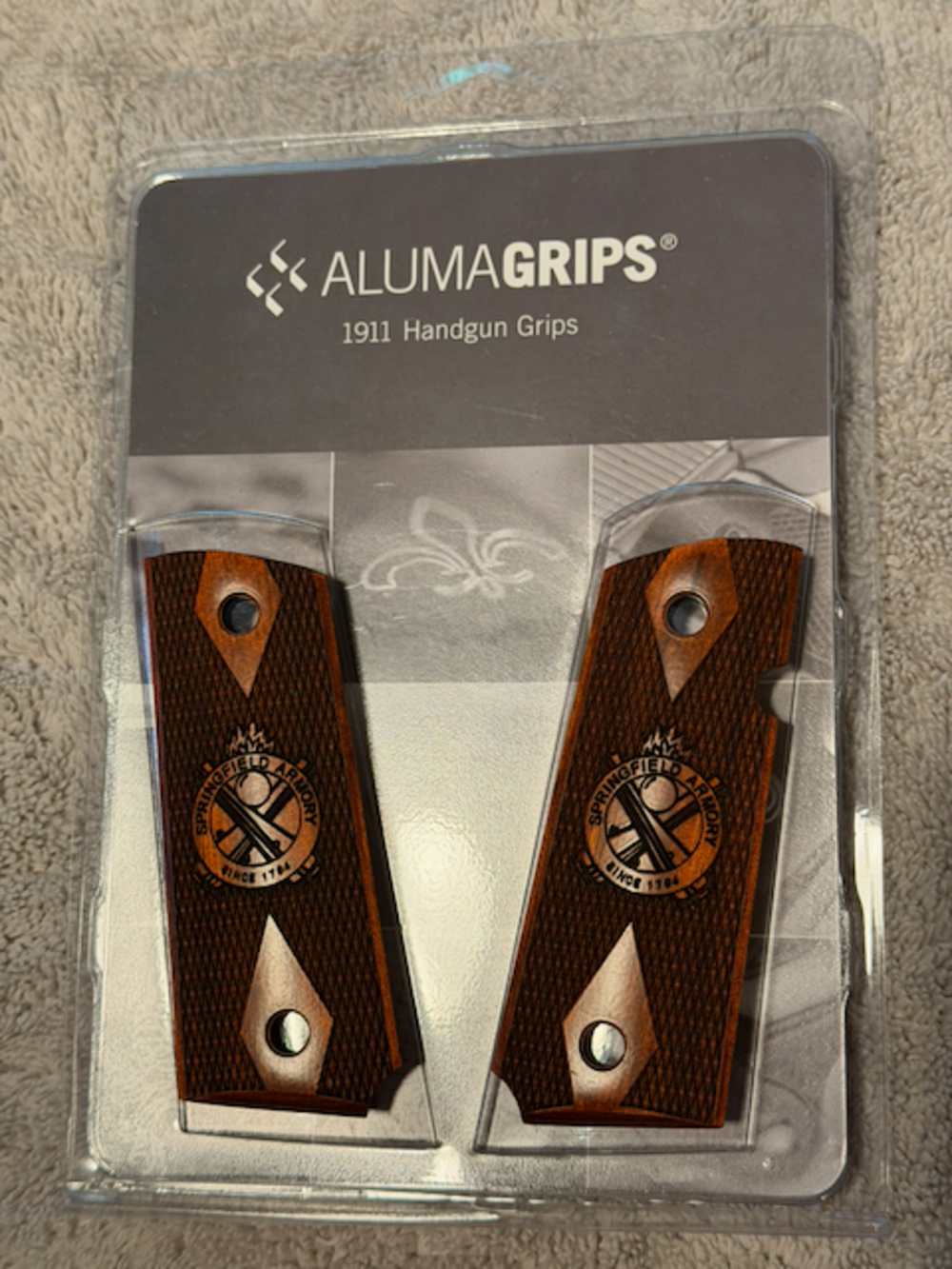 Springfield Armory 9mm EMP 1911 3" w/ Case, 3 Mags, Holsters & Grips.-img-16
