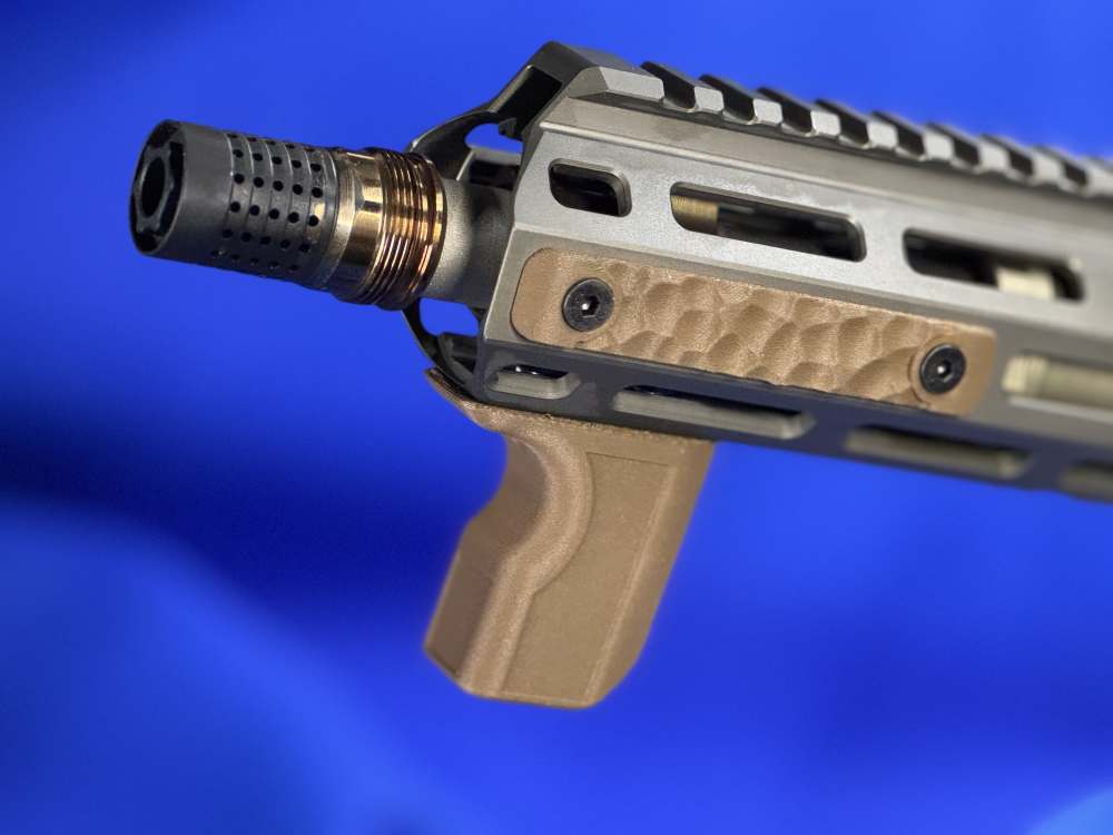 M-LOK Rail Cover Panels + Hand Stop | FDE-img-2