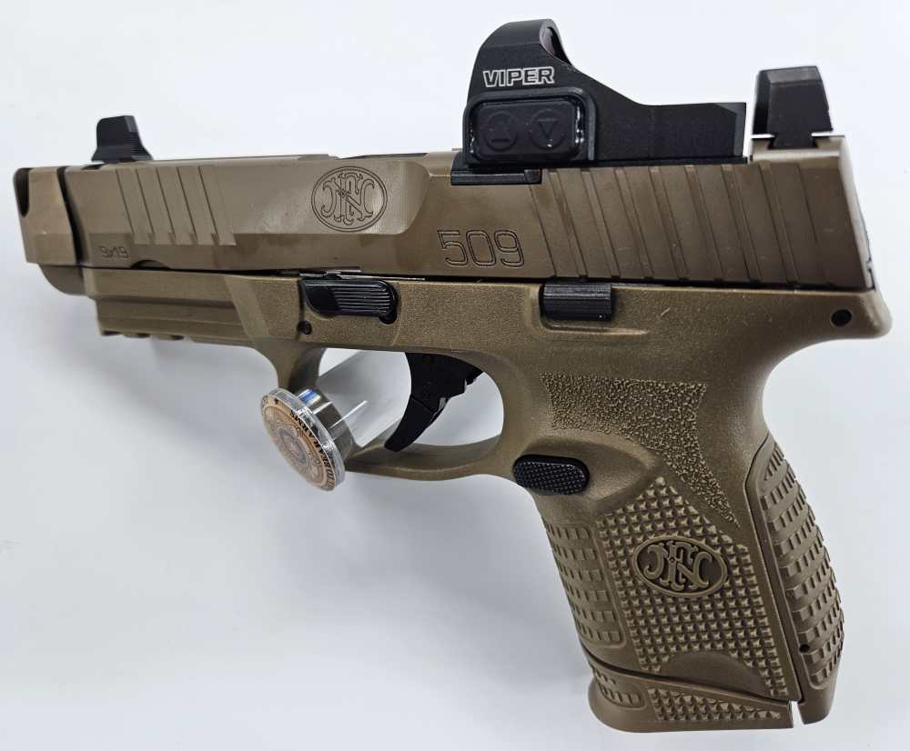 FN 66101794 509 MRD Compensated Compact 9mm 15+1 4.02" VORTEX VIPER Red Dot-img-0