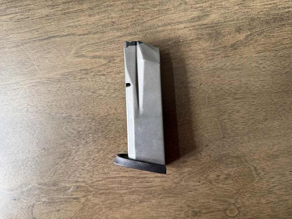 Smith & Wesson M&P .45 ACP 10 Round Magazine -img-0