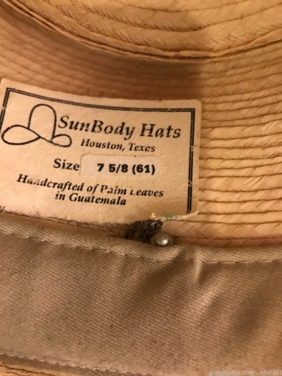 COWBOY HAT, straw with band and tie down-img-3