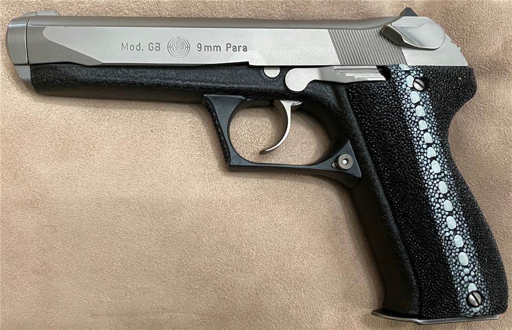 Genuine Row Stingray Grips for Steyr GB 9mm Pistol With New Grip Screws-img-3