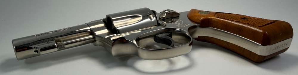 S&W Model 36-1 "Chief's Special" RARE 3" Barrel As-New In The Box-img-8