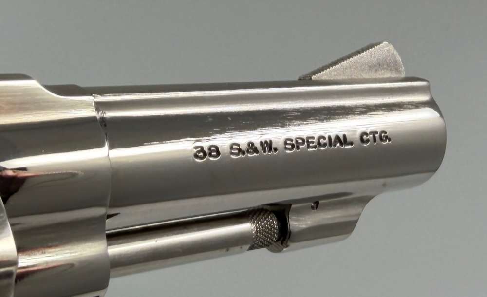 S&W Model 36-1 "Chief's Special" RARE 3" Barrel As-New In The Box-img-11