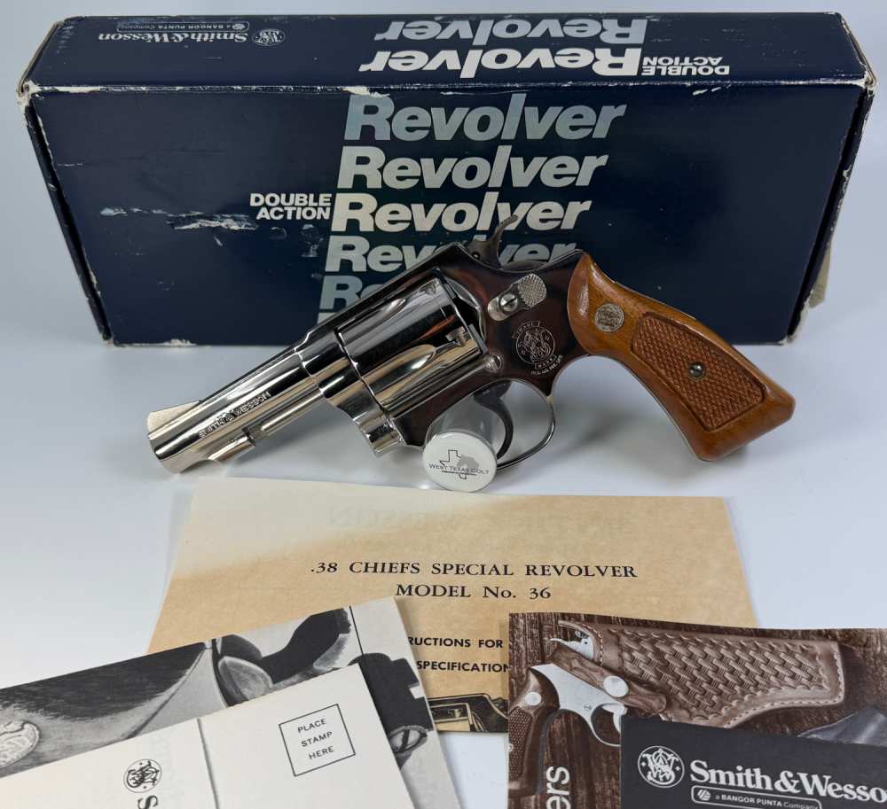 S&W Model 36-1 "Chief's Special" RARE 3" Barrel As-New In The Box-img-0