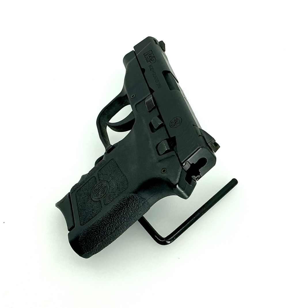 Smith & Wesson Bodyguard 380 w/ 2 mags + kydex holster-img-1