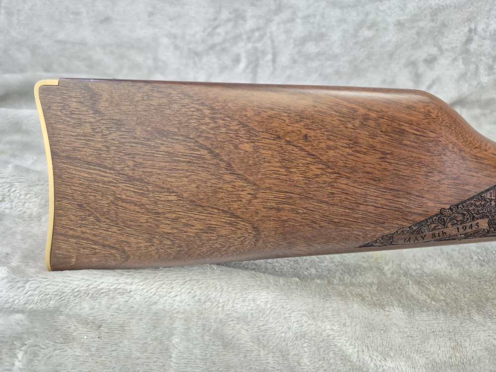 Henry Big Boy WWII 75 Year .45LC Lever Action Rifle 20” Case & Box – EXCELL-img-3