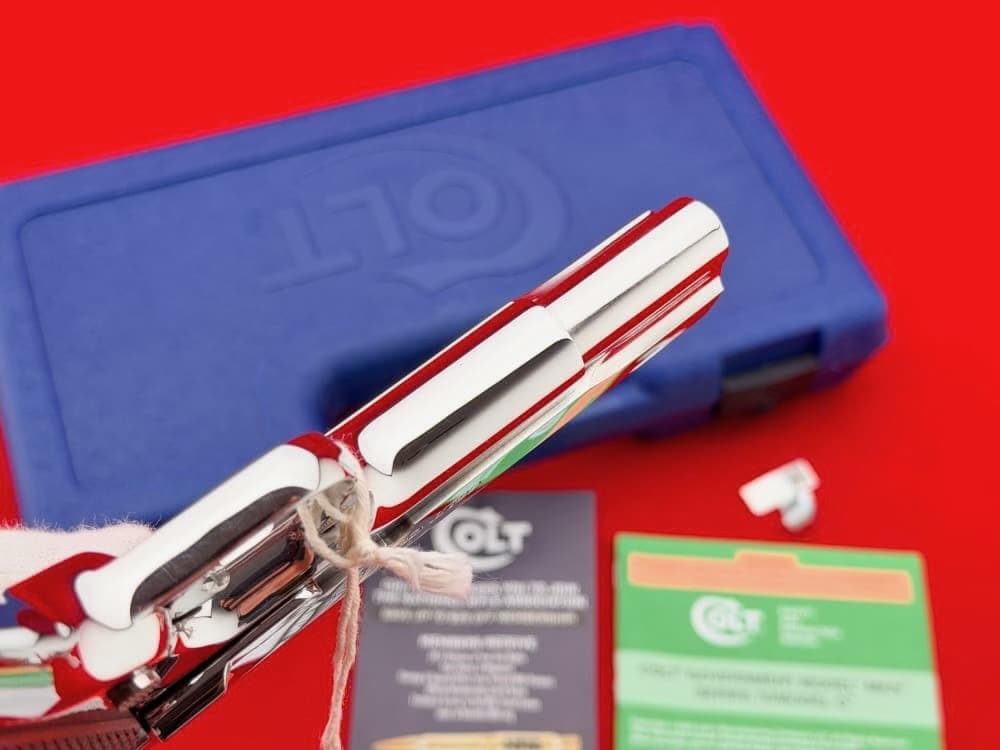 Colt Custom Government 1911 5" Bright Stainless.38 Super w/ Box-img-13