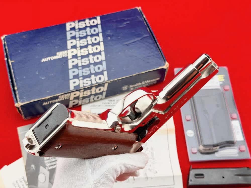 MINT 1981 Smith & Wesson Model 559 4" Rare Factory Nickel 9mm w/ Box-img-15