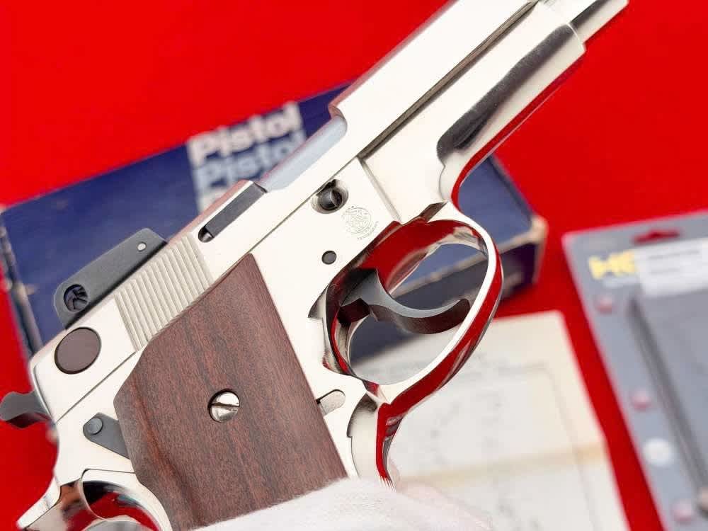 MINT 1981 Smith & Wesson Model 559 4" Rare Factory Nickel 9mm w/ Box-img-5