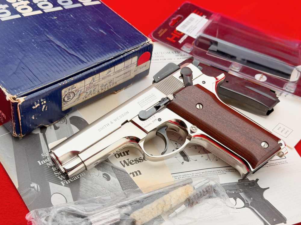 MINT 1981 Smith & Wesson Model 559 4" Rare Factory Nickel 9mm w/ Box-img-0