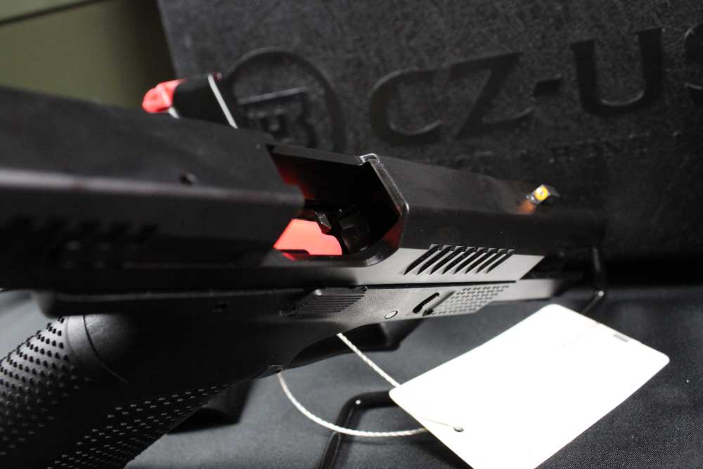 CZ P-10 C 9mm-img-9