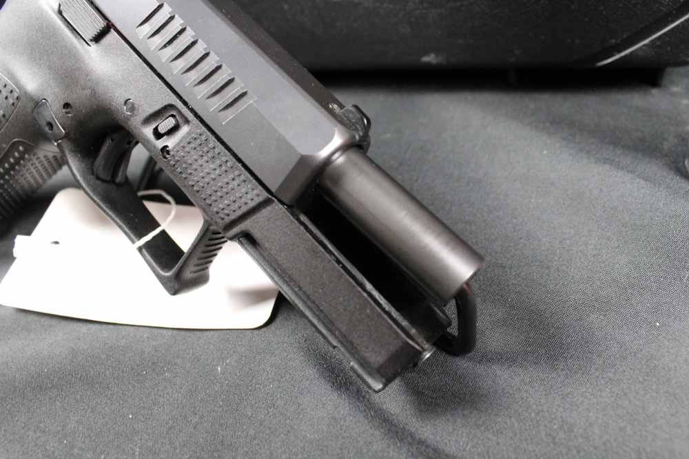 CZ p-07 9mm Pistol-img-8