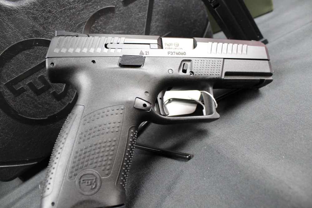 CZ p-07 9mm Pistol-img-10