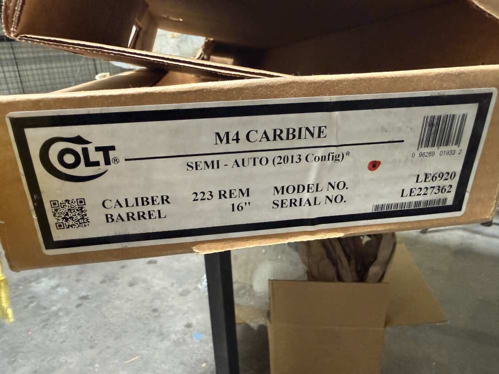 2013 COLT LE6920 5.56 Perfect Condition-img-12