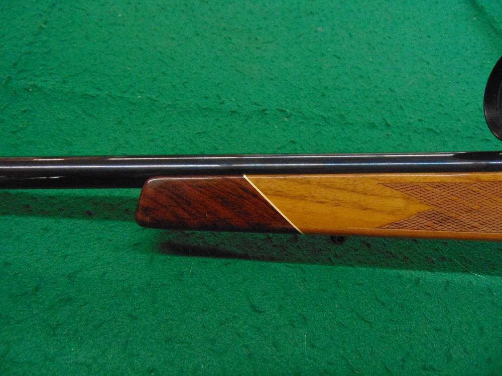 Weatherby, Mark V, 300 Wby Mag, 24" BL, 3+1 Cap -img-9