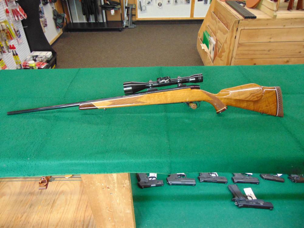 Weatherby, Mark V, 300 Wby Mag, 24" BL, 3+1 Cap -img-1