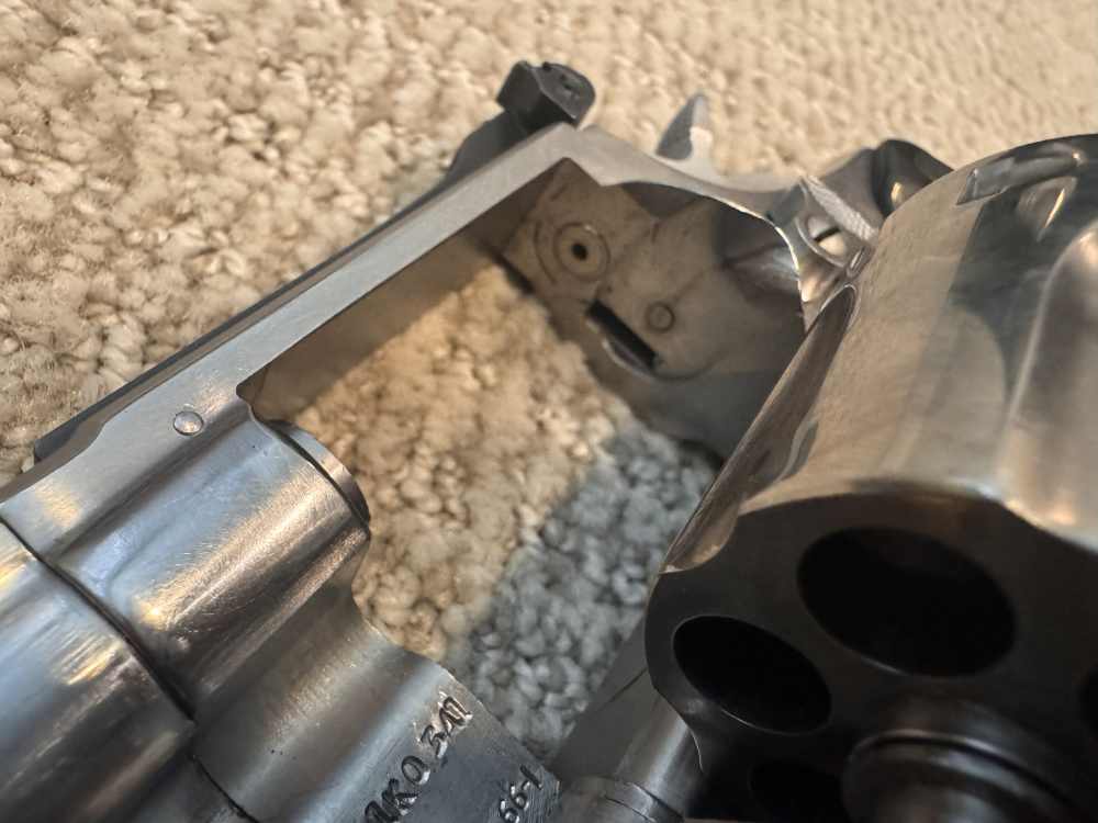 Smith & Wesson 66-1 Combat Magnum w/speed loader S&W 357 magnum stainless-img-15